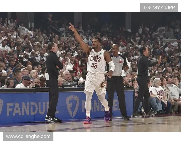 掘金与快船精彩对决视频回顾NBA赛场巅峰对决不容错过